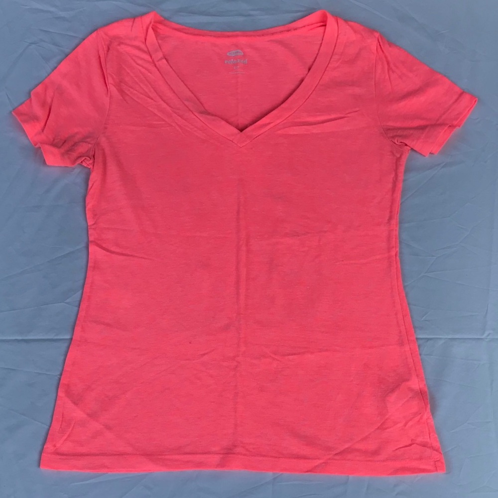 Women’s Coral Basic Tee